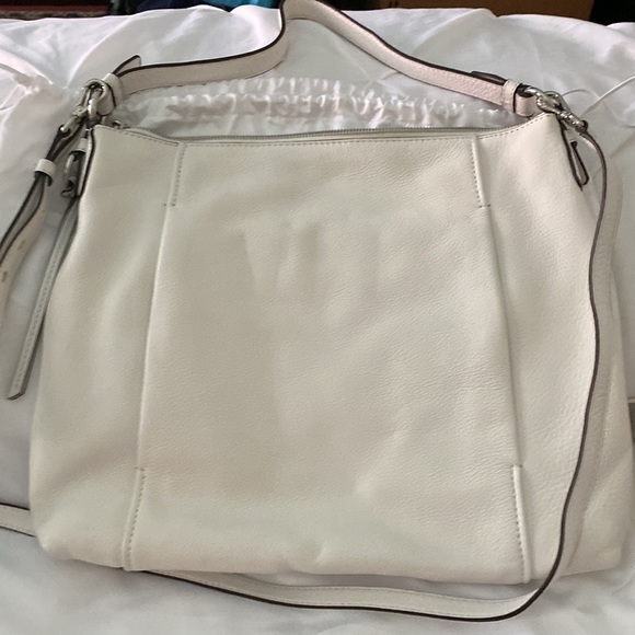 NWOT Michael Kors White Leather purse - Picture 3 of 6